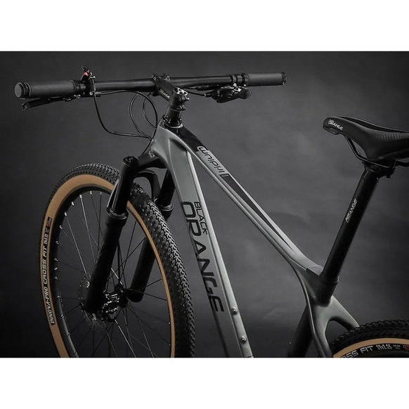Bicicleta Black Orange Iridium Elite Carbon Deore Cinza
